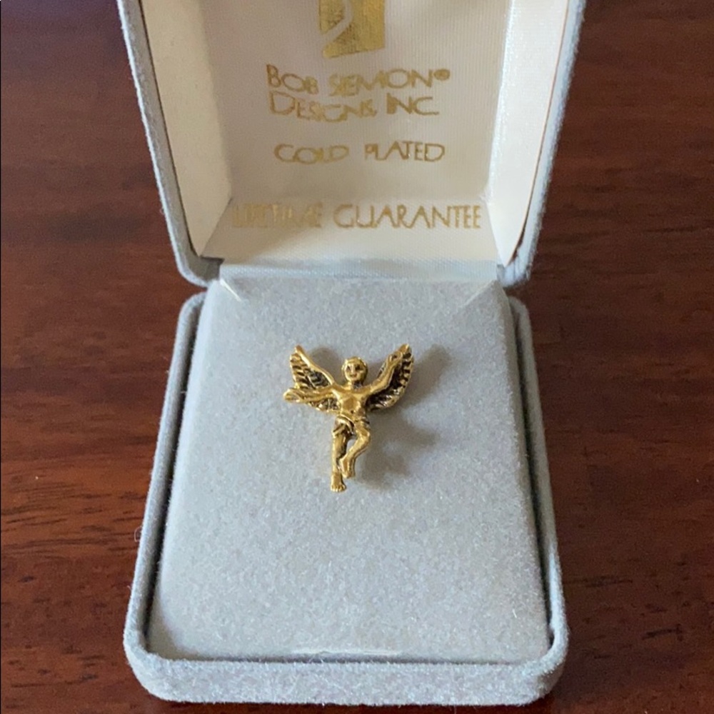Gold Angel lapel pin